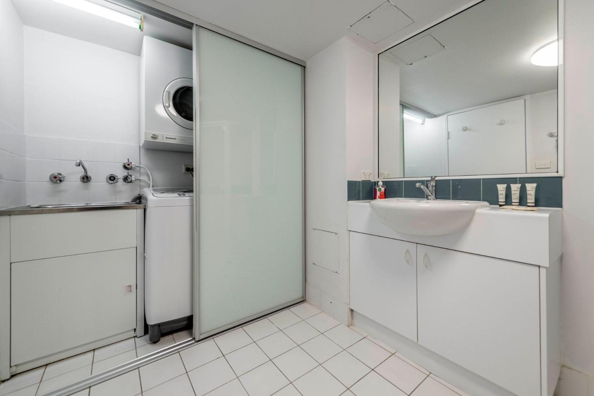 Braddon Bliss - Sleek Near Attractions *